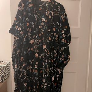 Black floral torrid kimono